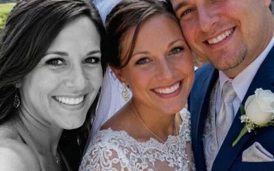Mi hermana murió el día de mi boda; una semana después, su compañera de trabajo me llamó y me dijo: «Te dejó un teléfono y una nota. ¡VEN A LA