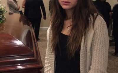 Mi marido pasó sus últimos días susurrando el nombre de una desconocida – En su funeral, una adolescente a la que nunca había visto me dijo: “Me suplicó que guardara silencio”
