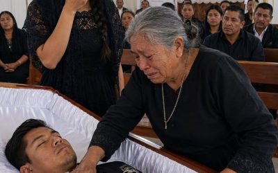 Una madre llegó tarde al entierro de su hijo y exigió abrir el ataúd, pero la cara de su nuera reveló una traición imperdonable