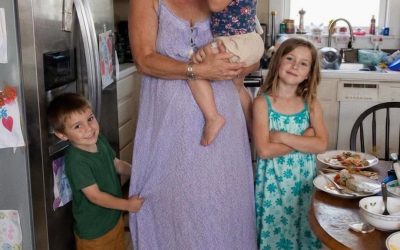 Mi cuñada no dejaba de dejarle a mi madre jubilada a sus tres hijos pequeños, diciendo: “Ella se queda en casa sin hacer nada”, así que le di