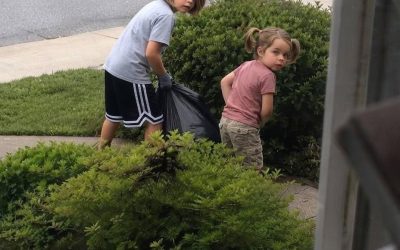 Los niños del vecindario pasaban todos los domingos limpiando nuestro barrio, y entonces me di cuenta de lo que realmente estaban haciendo.