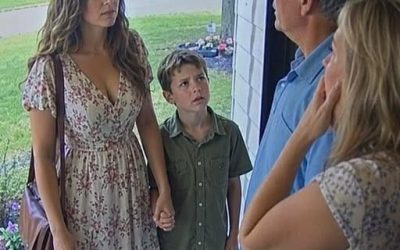 Regresé a casa después de 10 años con el hijo que intentaron borrar.