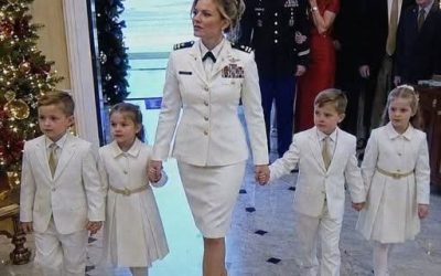 Mi ex marido invitó a su ex esposa “sin hijos” a cenar en Navidad en la finca militar de su familia, seguro de que todos verían a la mujer solitaria que había descartado.